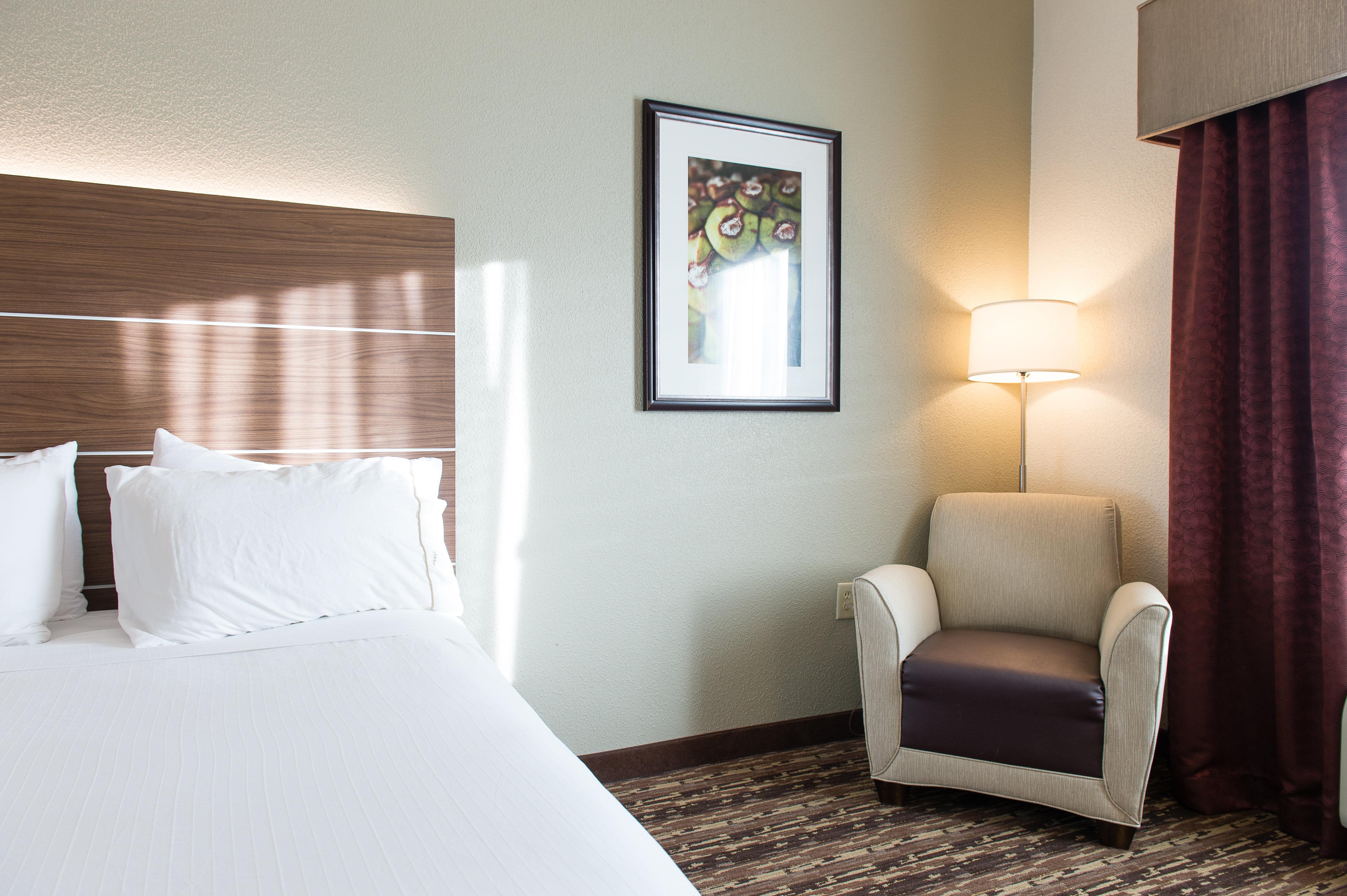 Holiday Inn Express & Suites Walterboro By Ihg Exterior foto