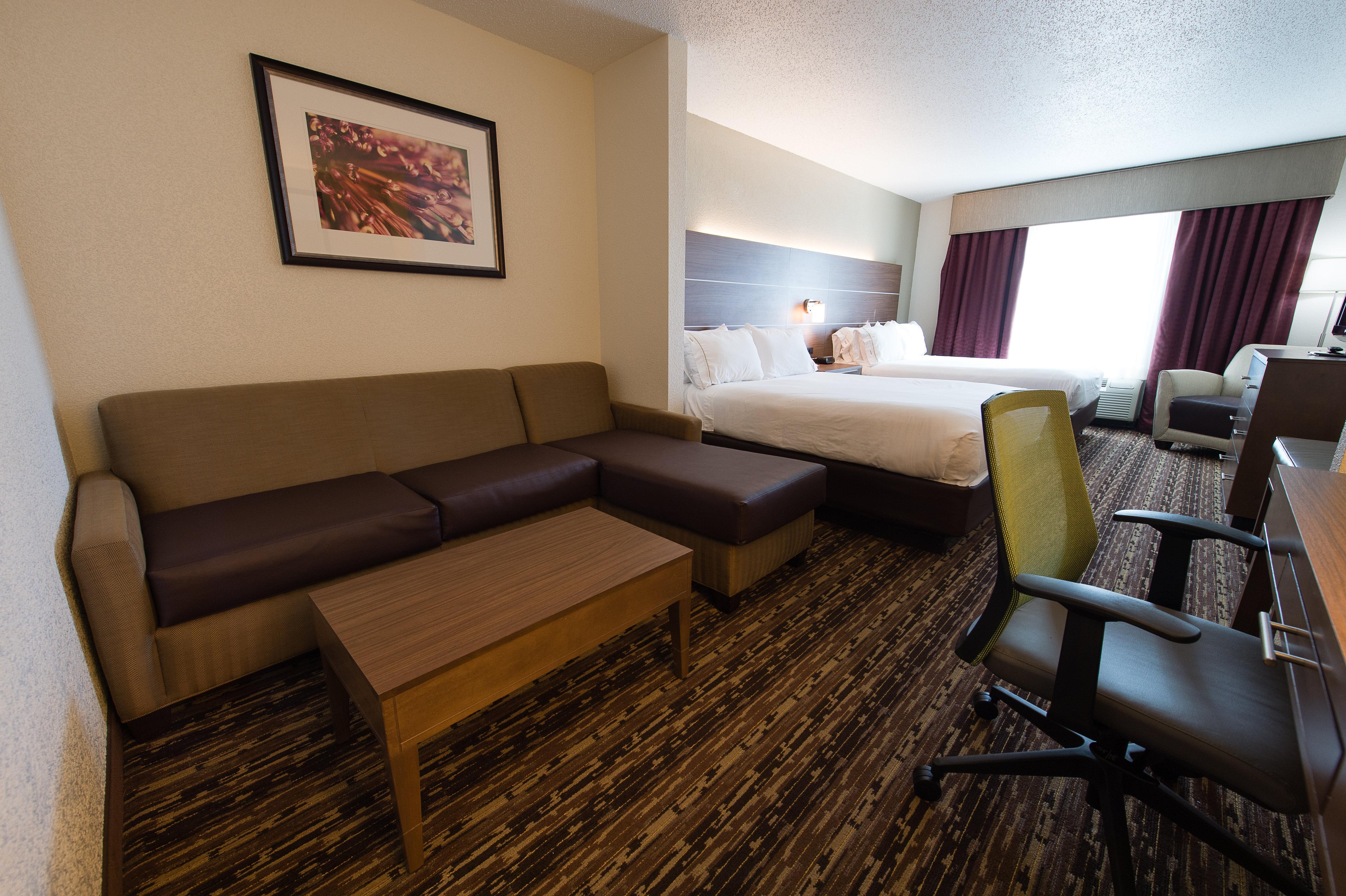 Holiday Inn Express & Suites Walterboro By Ihg Exterior foto